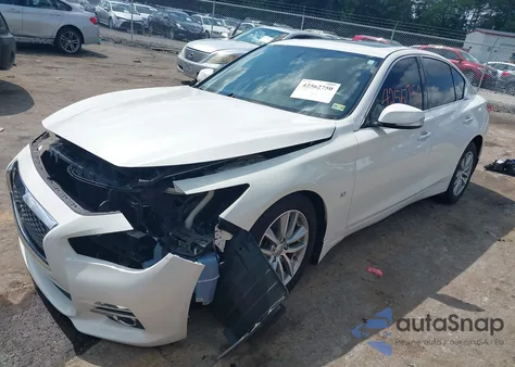 2015 Infiniti Q50 Premium z USA, uszkodzony, nr VIN JN1BV7AP4FM330923